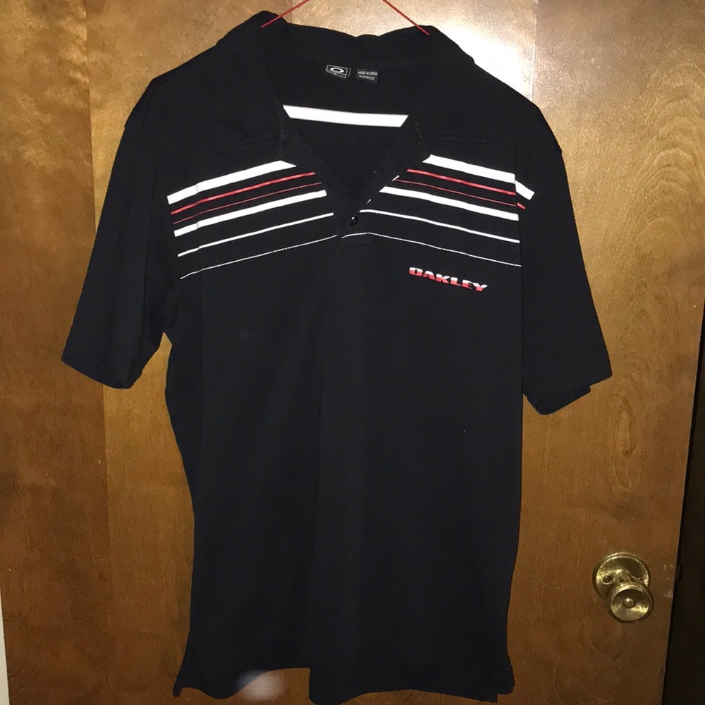 Men’s shirt size large